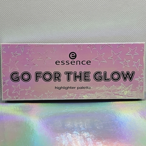 Essence Go for the Glow Highlighter Palette - Picture 2 of 5